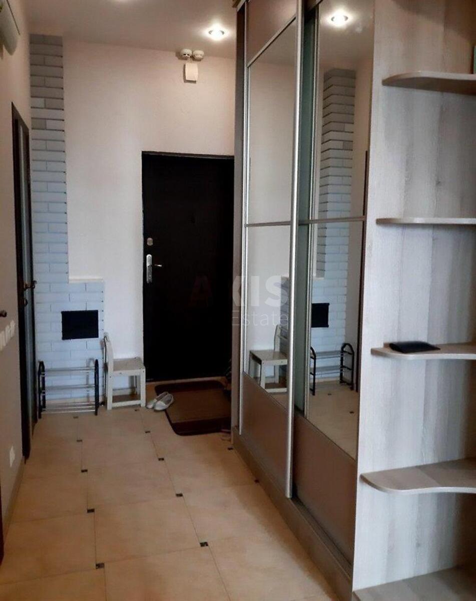 1k apartment vul. Gradyns'ka 72