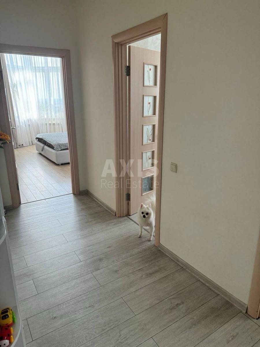 2k apartment vul. Lavruhina Mykoly 121