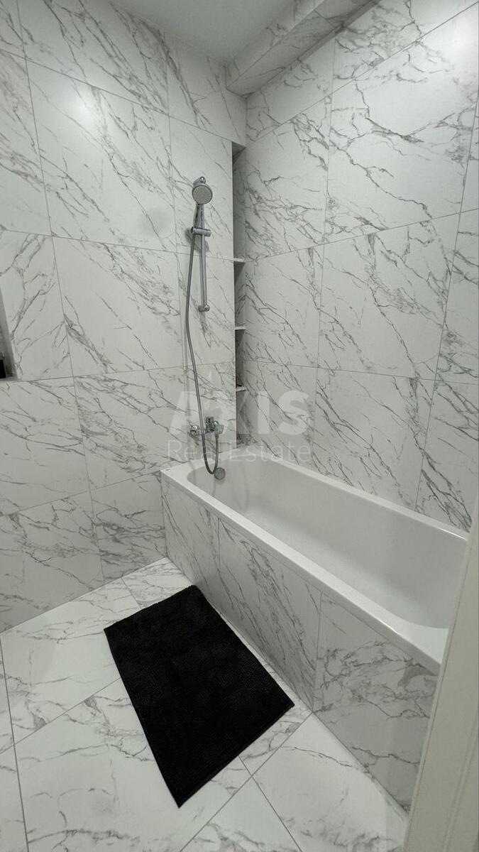 2к квартира ул. Михаила Максимовича 246074514