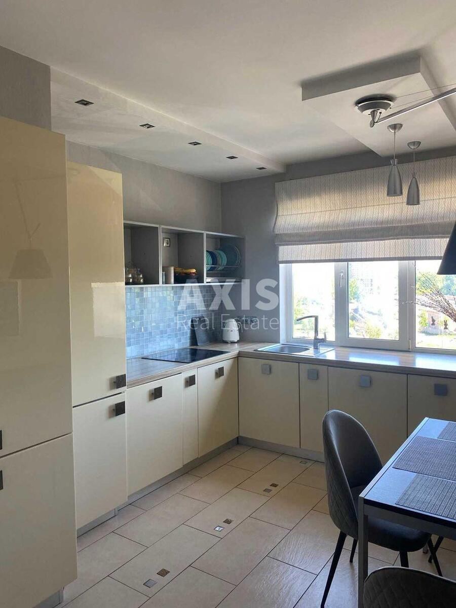 3k apartment vul. Zabolotnogo Akademika 15Г