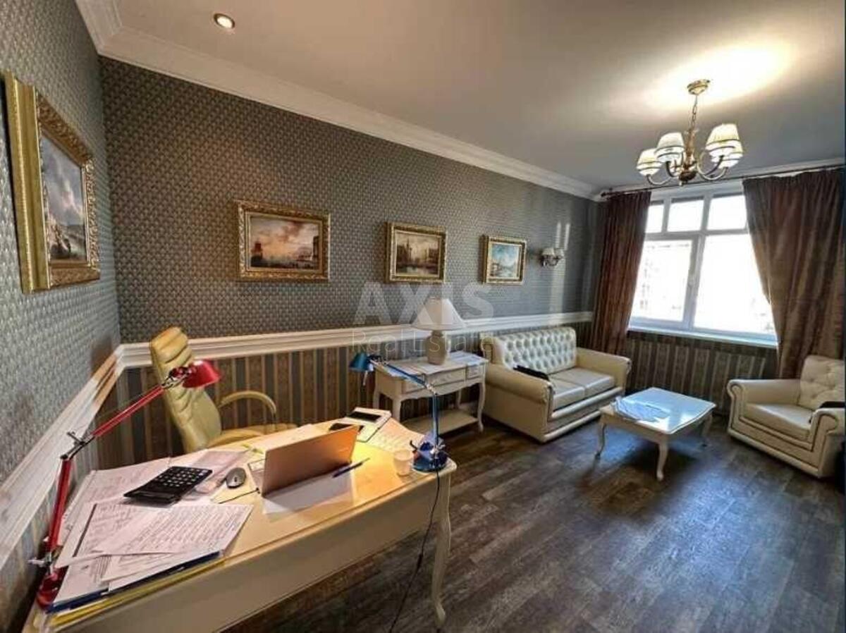 Office vul. Staronavodnyc'ka 6Б, 90m22
