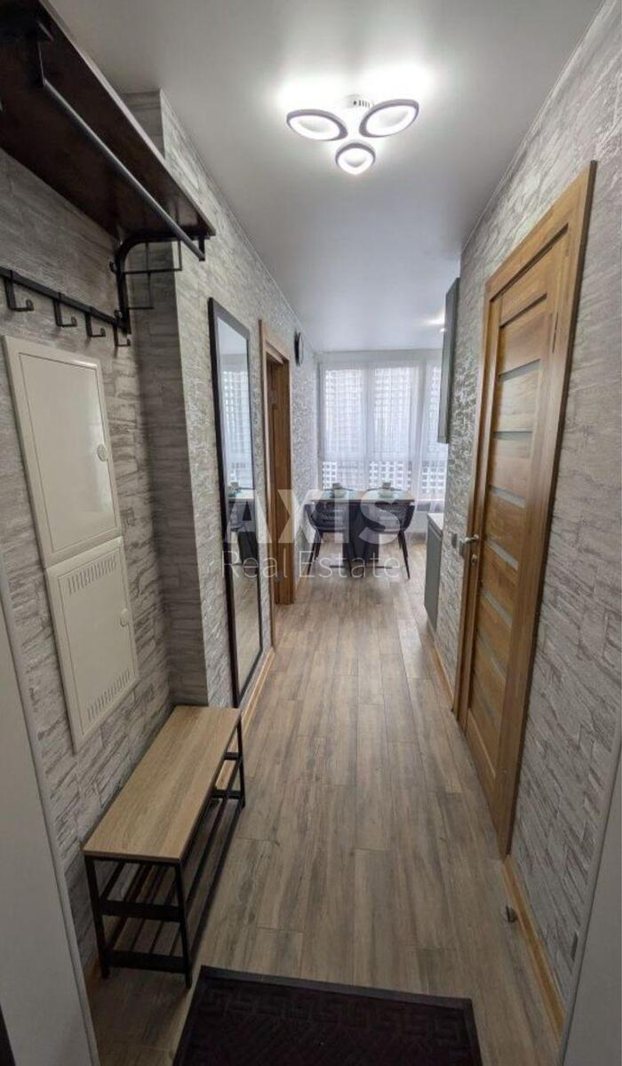 1k apartment vul. Myhajla Maksymovycha 328