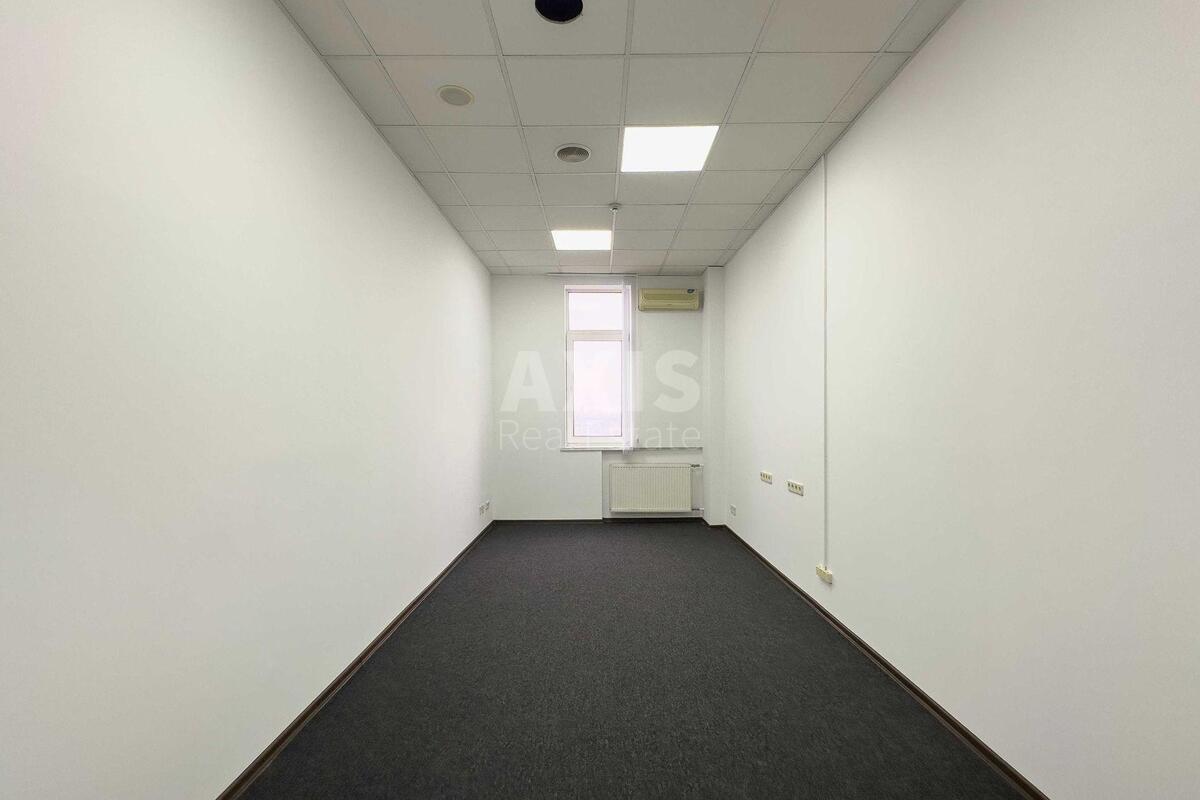 Office vul. Geroi'v Kosmosu 4, 520m2580980