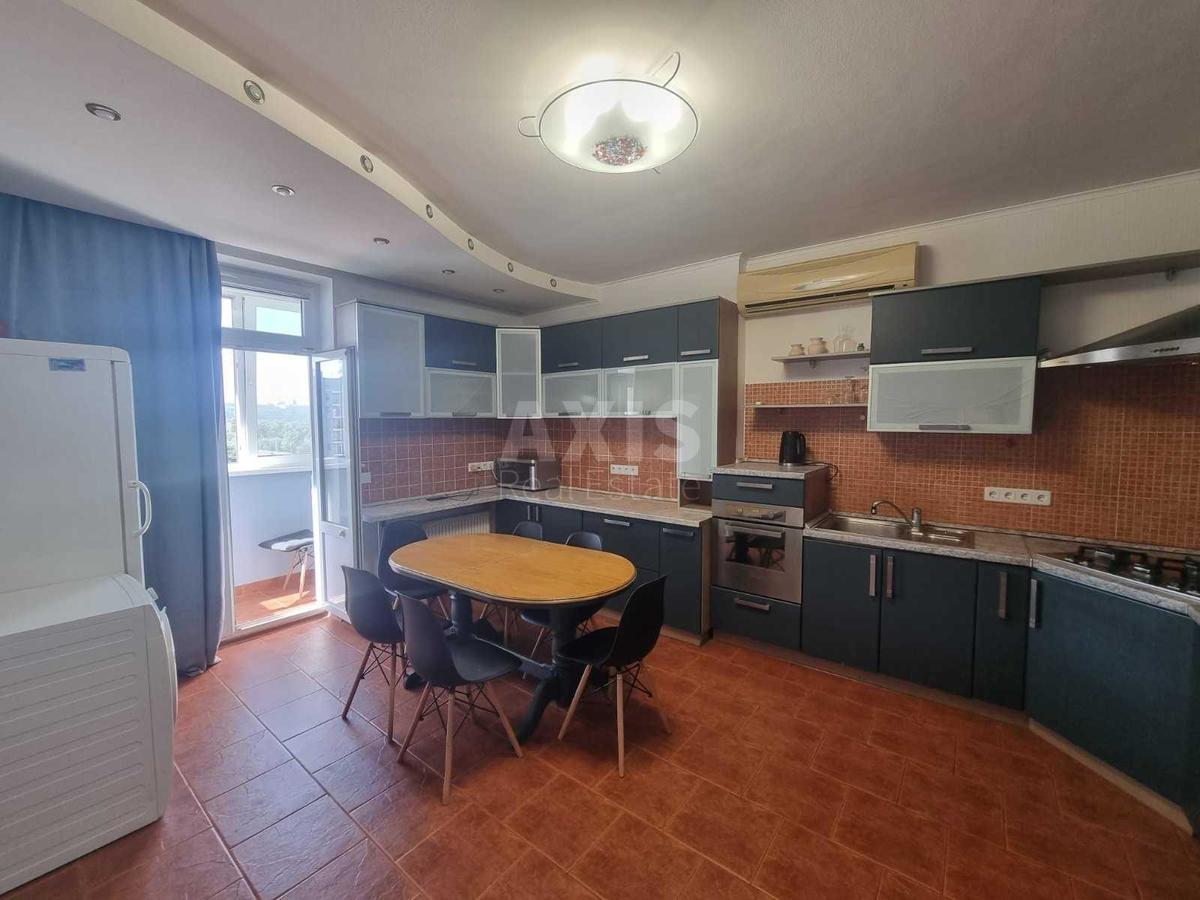 3k apartment vul. Cheljabins'ka 5Б