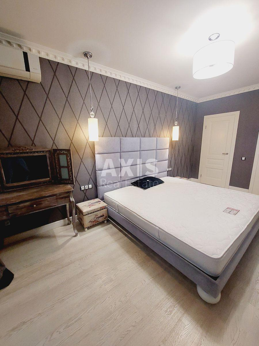 3k apartment vul. Barbjusa Anri 22/261