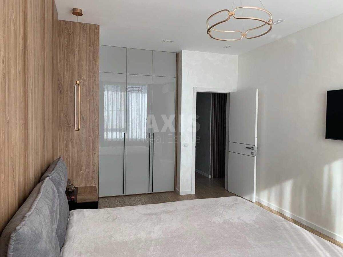 4к квартира ул. Деловая 1/2573022