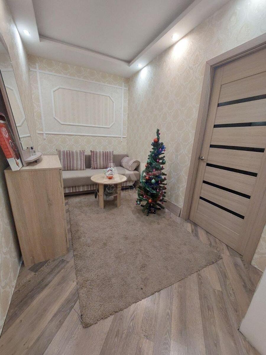 2k apartment vul. Horol's'ka 8/4575604