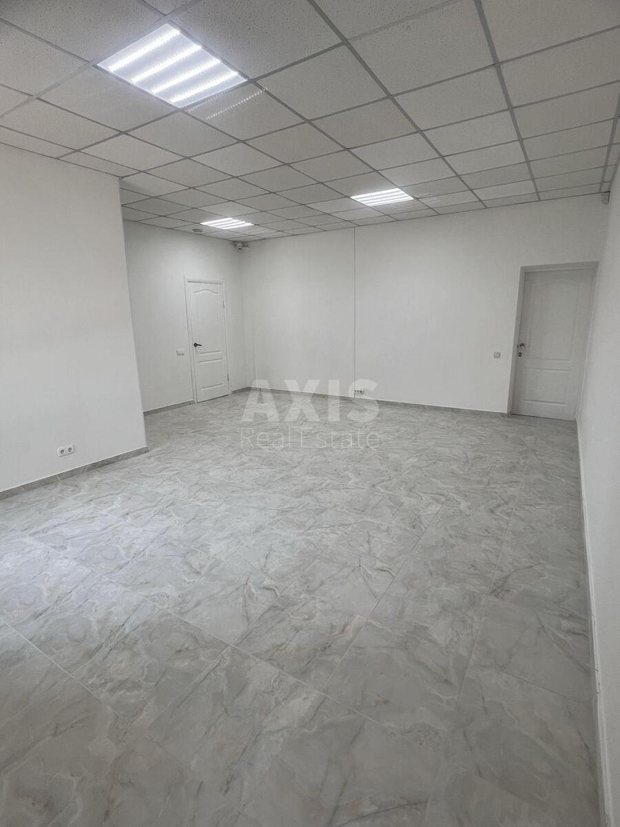 Trade object pr-t Vatutina Generala 2А, 60m2576332