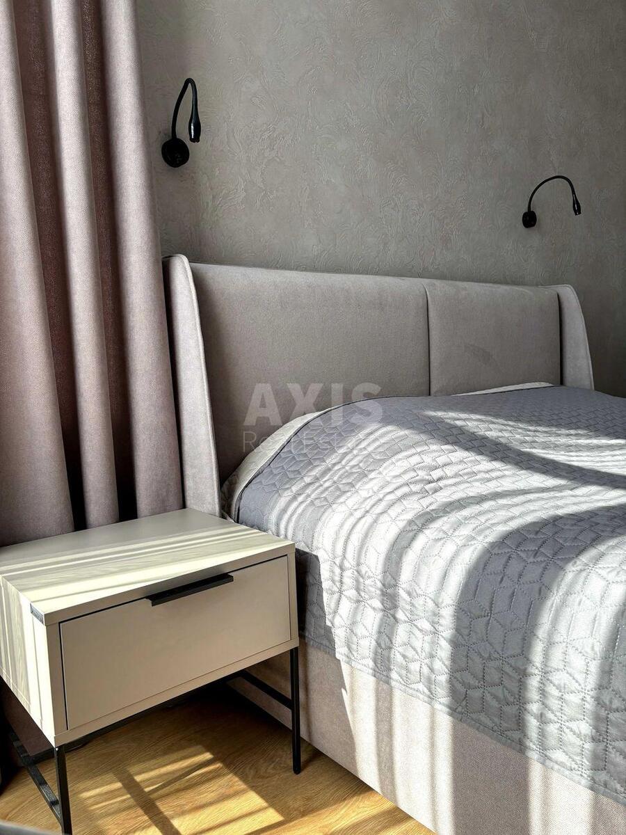 2k apartment vul. Sverstjuka Jevgena 4619796