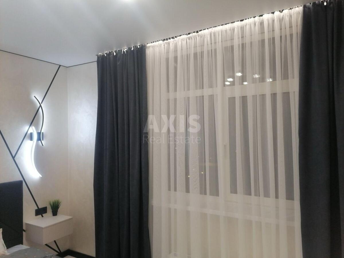 2k apartment vul. Rodyny Kristeriv 14В578303