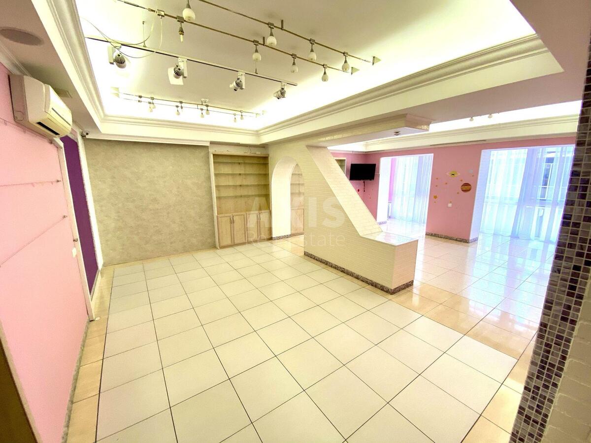 Office pr-t Geroi'v Stalingrada 2Г, 237m2