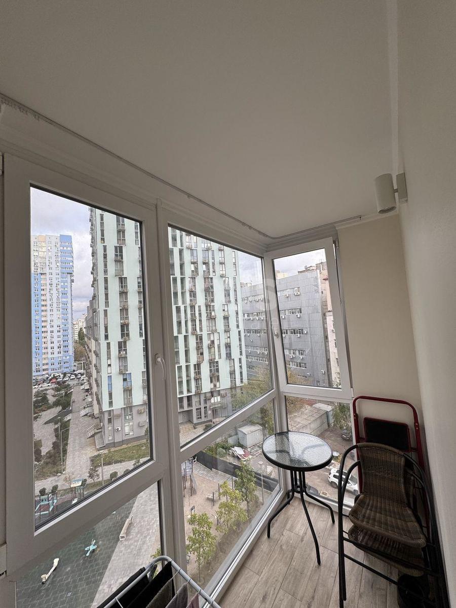 2k apartment vul. Bogdanivs'ka 7А3