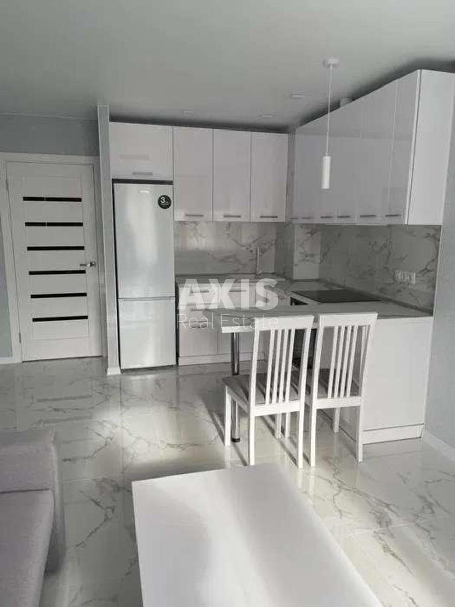 2к квартира ул. Михаила Максимовича 32278550
