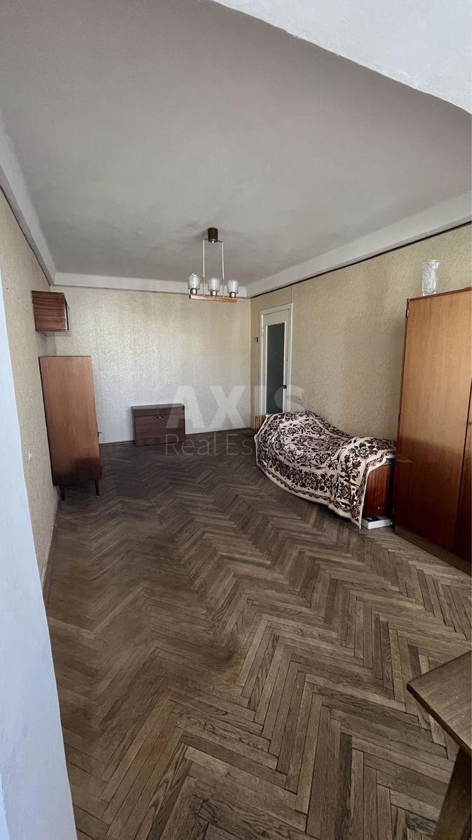 2k apartment vul. Miljutenka 10А