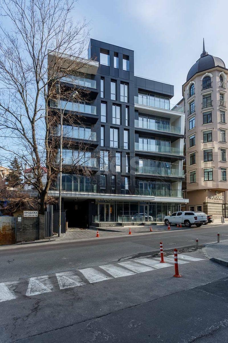 2k apartment vul. Strutyns'kogo Sergija 21