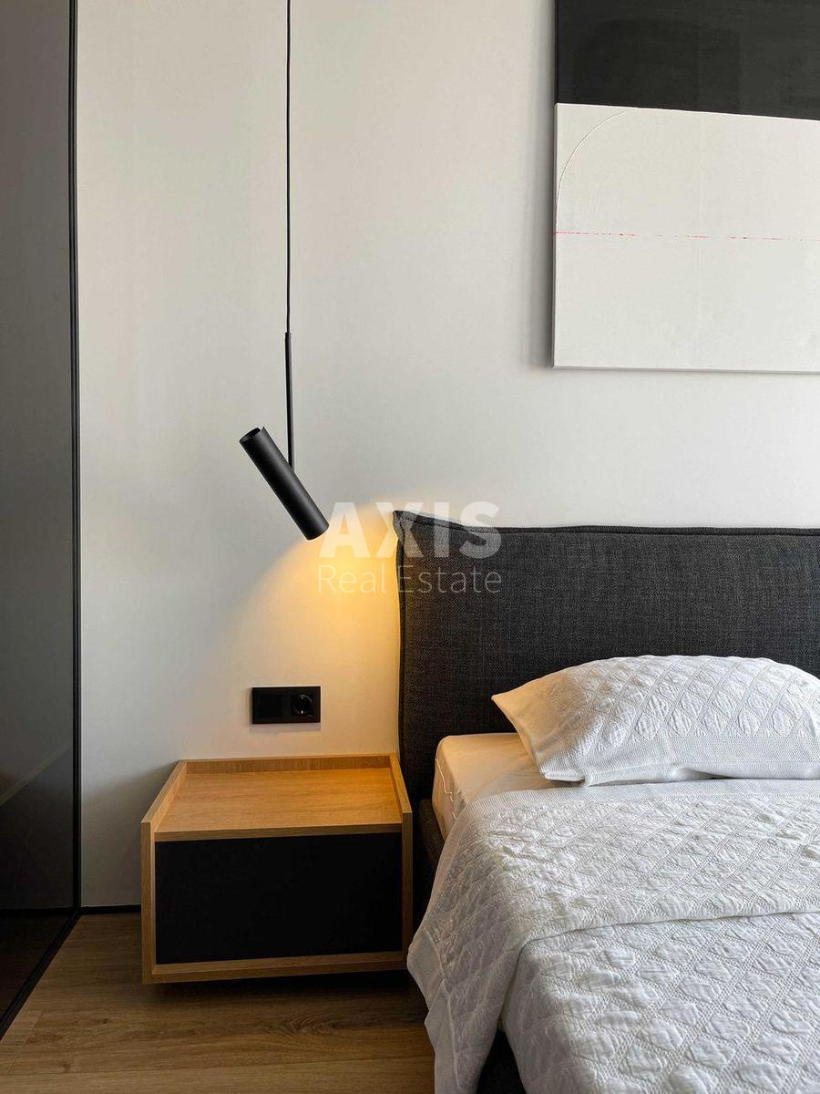 2k apartment vul. Revuc'kogo 402
