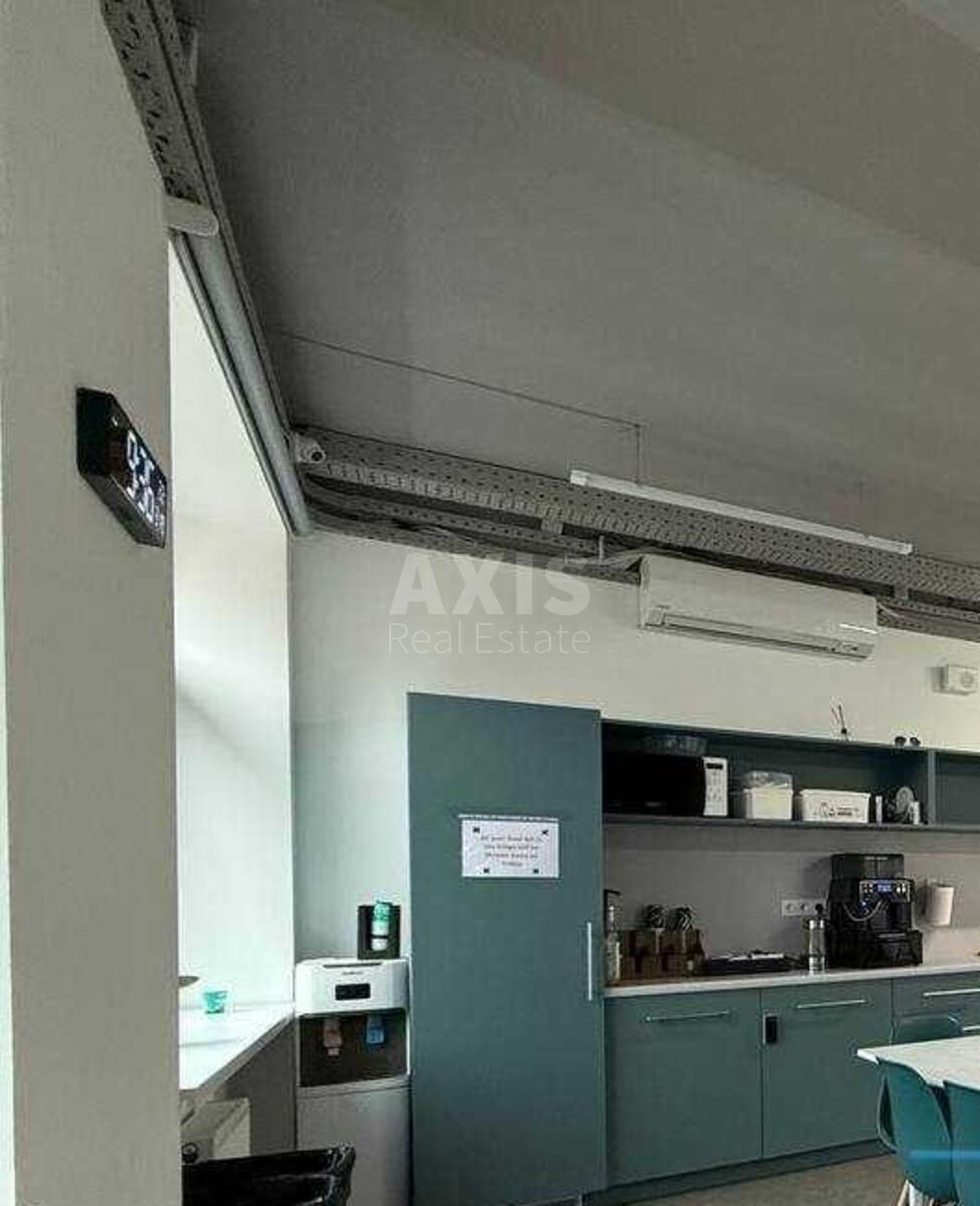 Office vul. Danyla Shherbakivs'kogo 45А, 210m2
