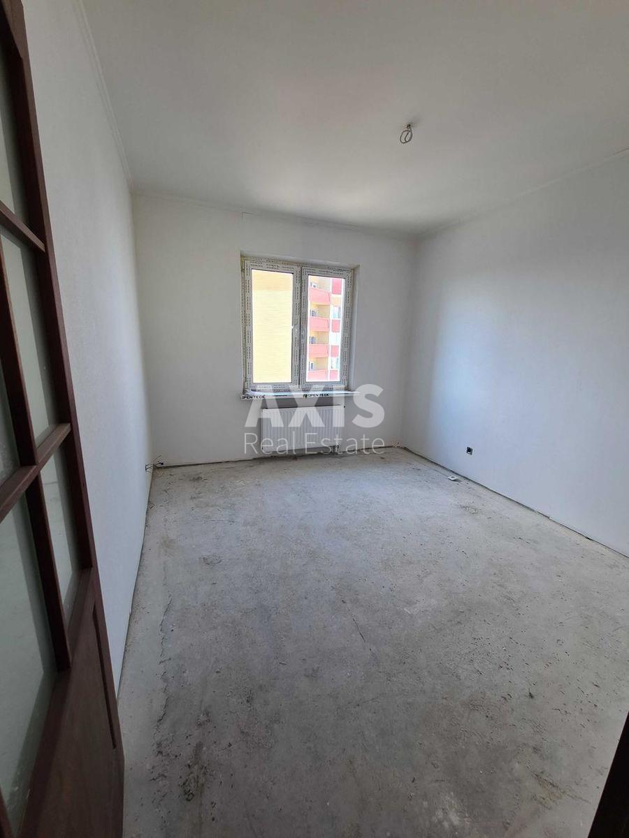 3k apartment pr-t Glushkova Akademika 63
