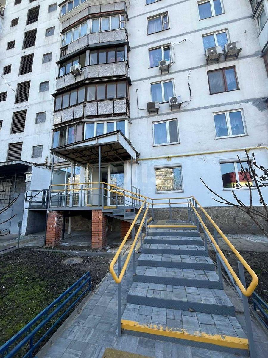 Office vul. Kosmichna 49Б, 124m2