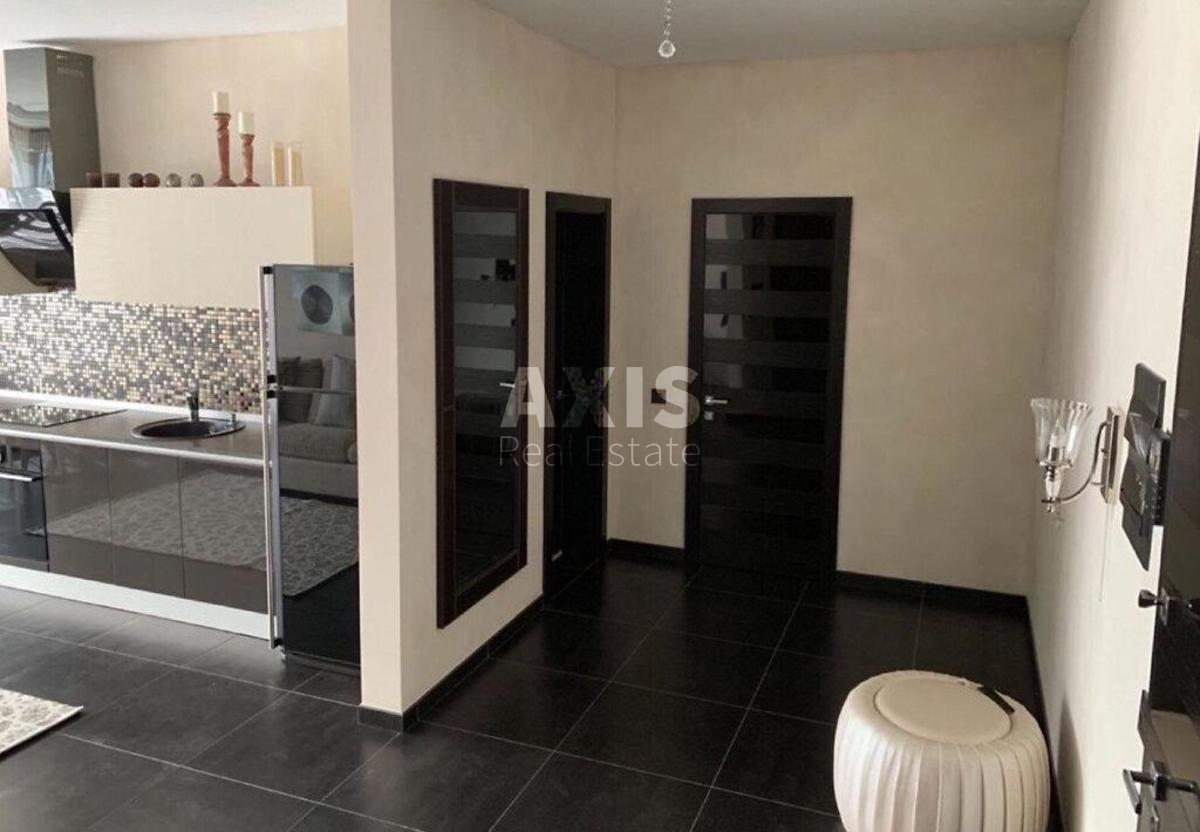 2k apartment nab. Dniprovs'ka 14А3
