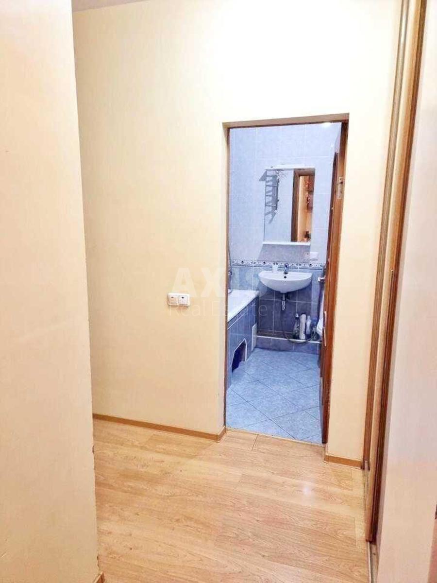 1k apartment vul. Rosijs'ka 646