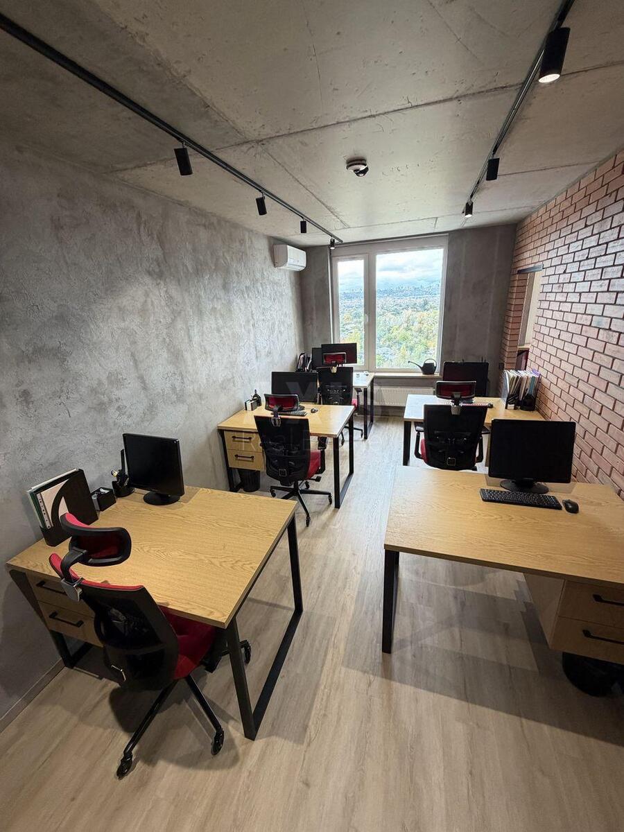 Офис наб. Днепровская 18Б, 47м2613599