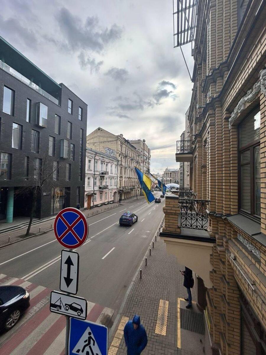 Office vul. Myhajlivs'ka 7, 465m26137812