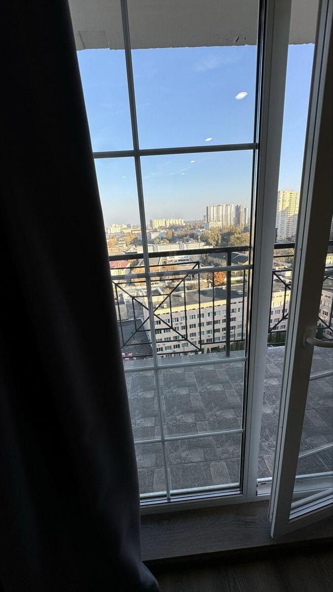 2к квартира ул. Михаила Максимовича 246074515