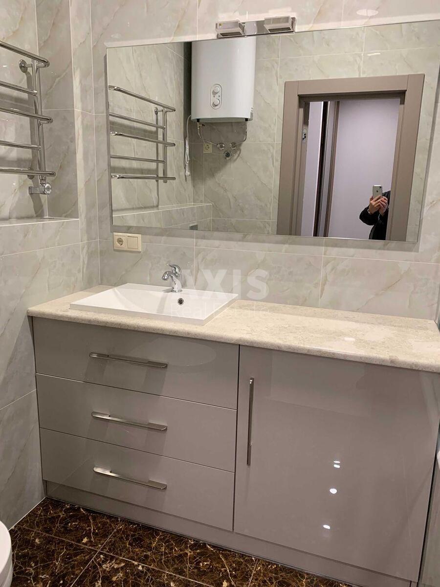 2k apartment vul. Jevgena Konoval'cja 345655212