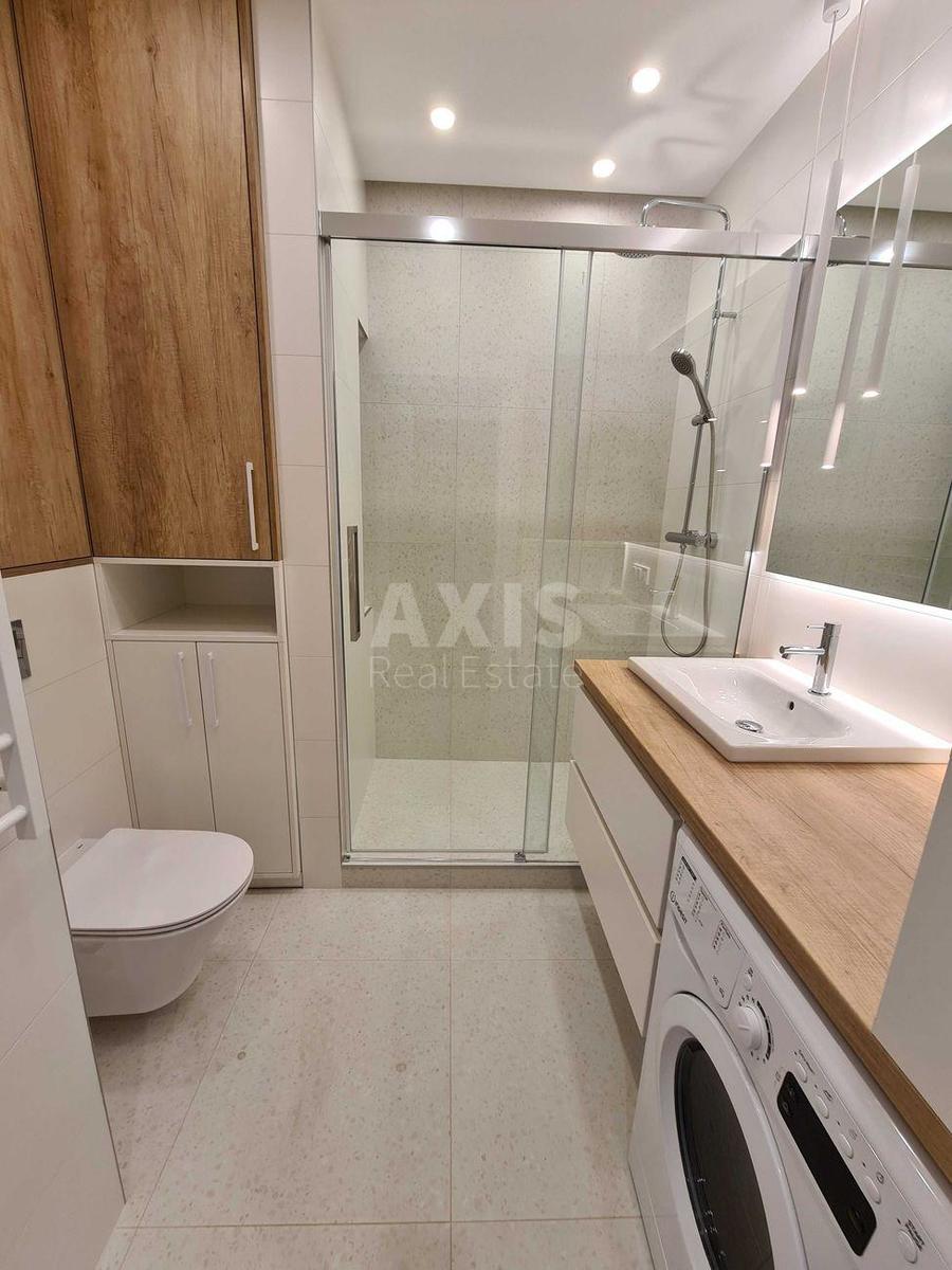 2k apartment vul. Zabolotnogo Akademika 17