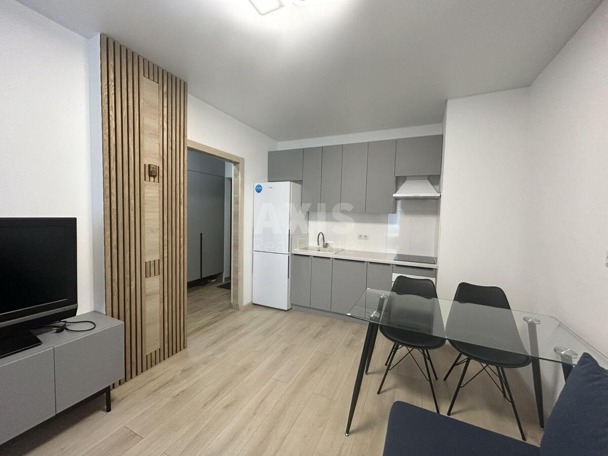 1k apartment vul. Saljutna 2Б58131