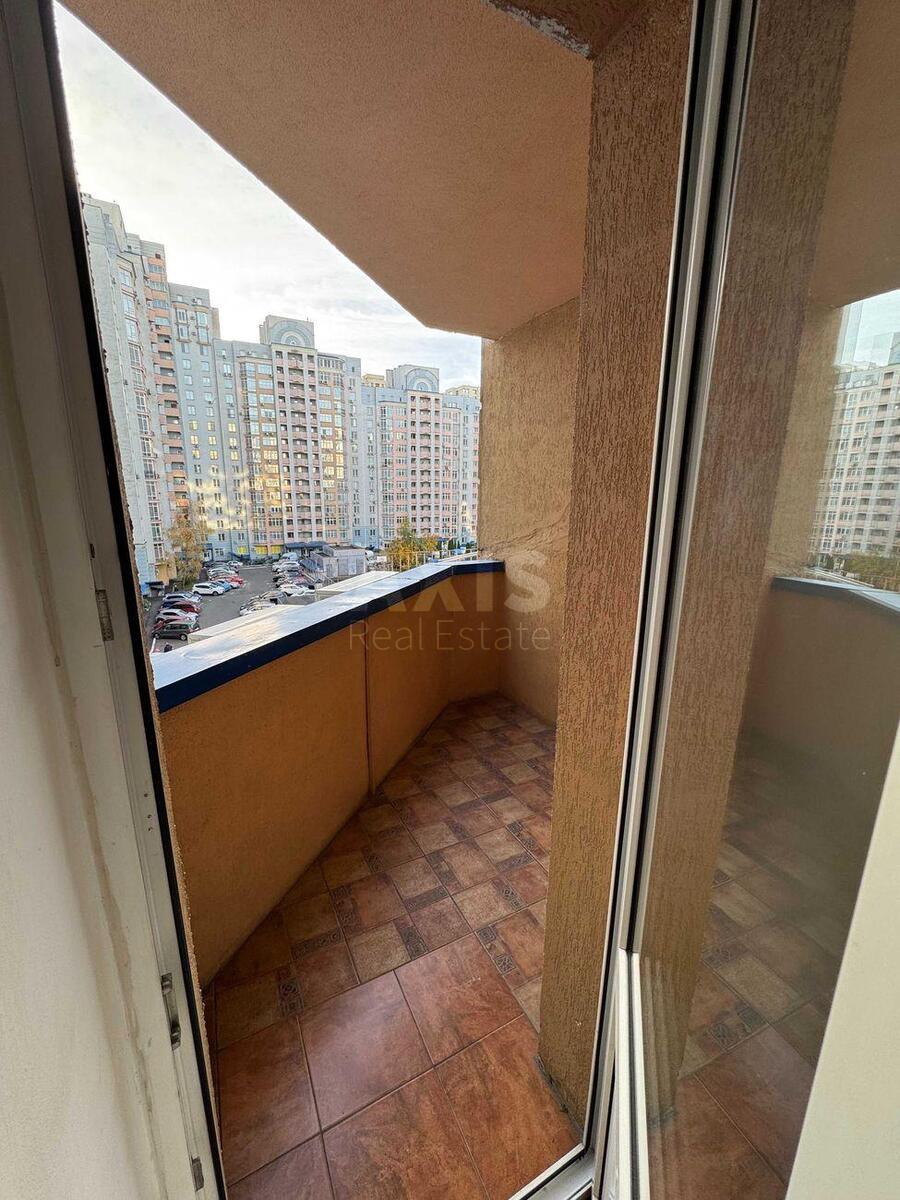 2k apartment vul. Yulia Zdanovska 585