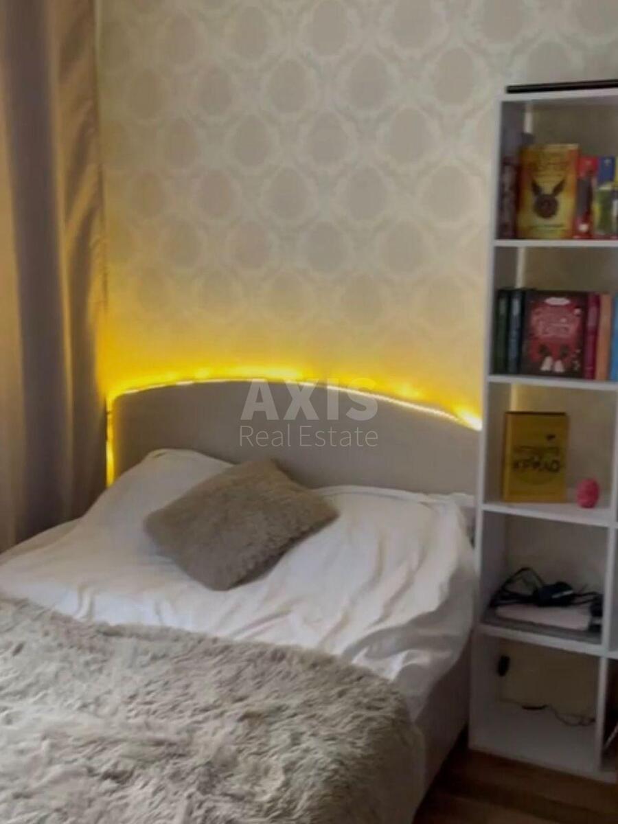 2k apartment vul. Horol's'ka 8/4575605