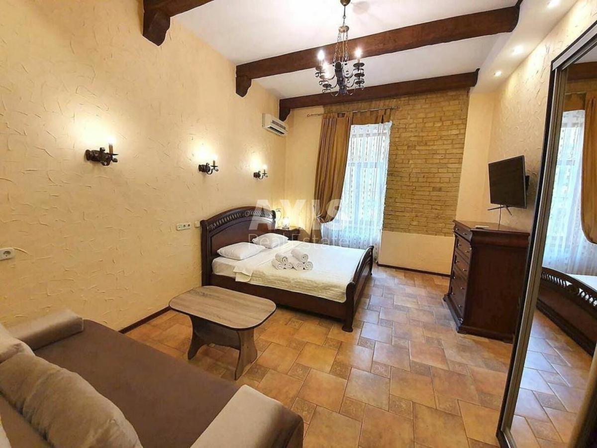 2k apartment vul. Mala Zhytomyrs'ka 16/3