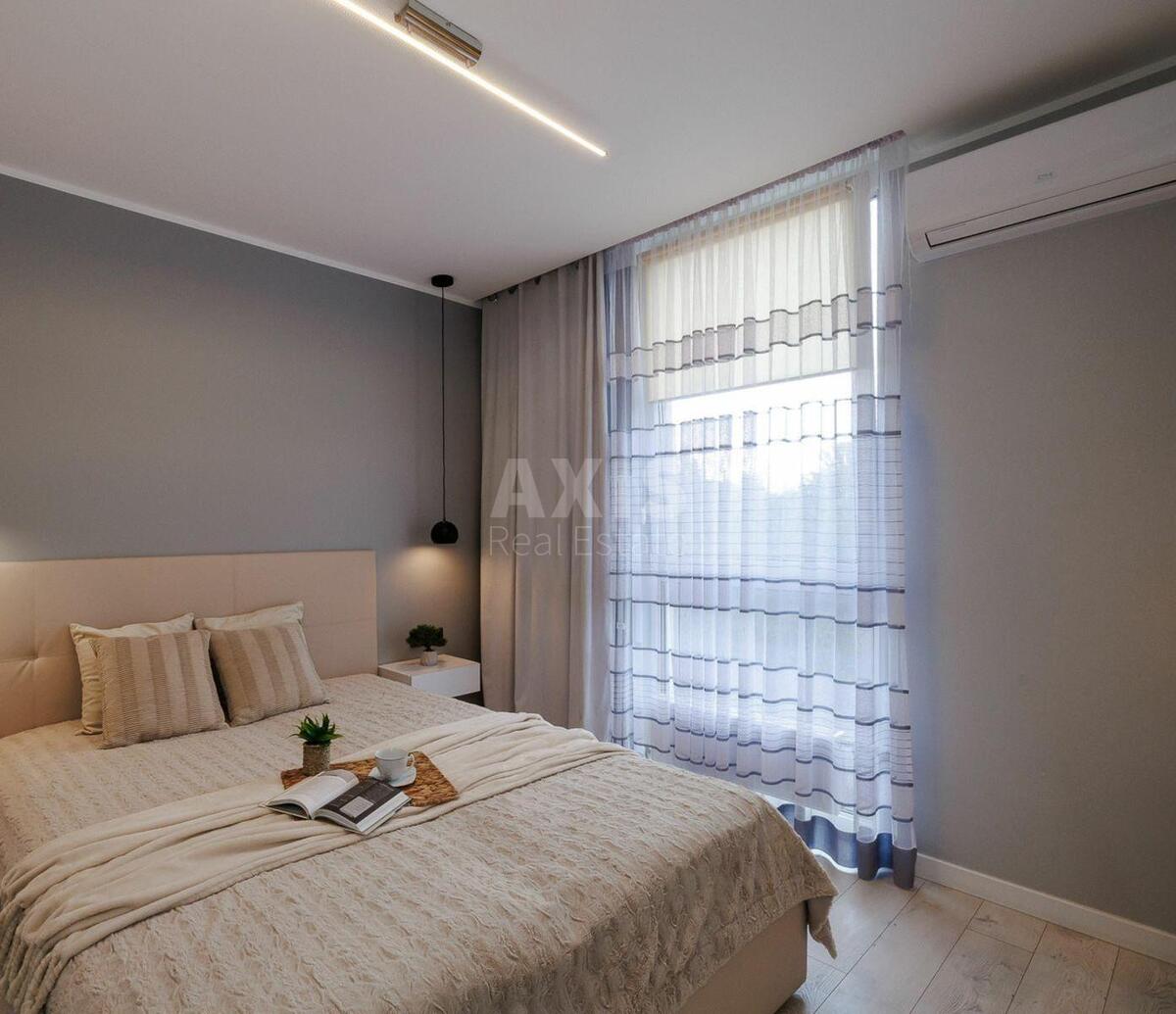 1k apartment vul. Saljutna 2Б578964