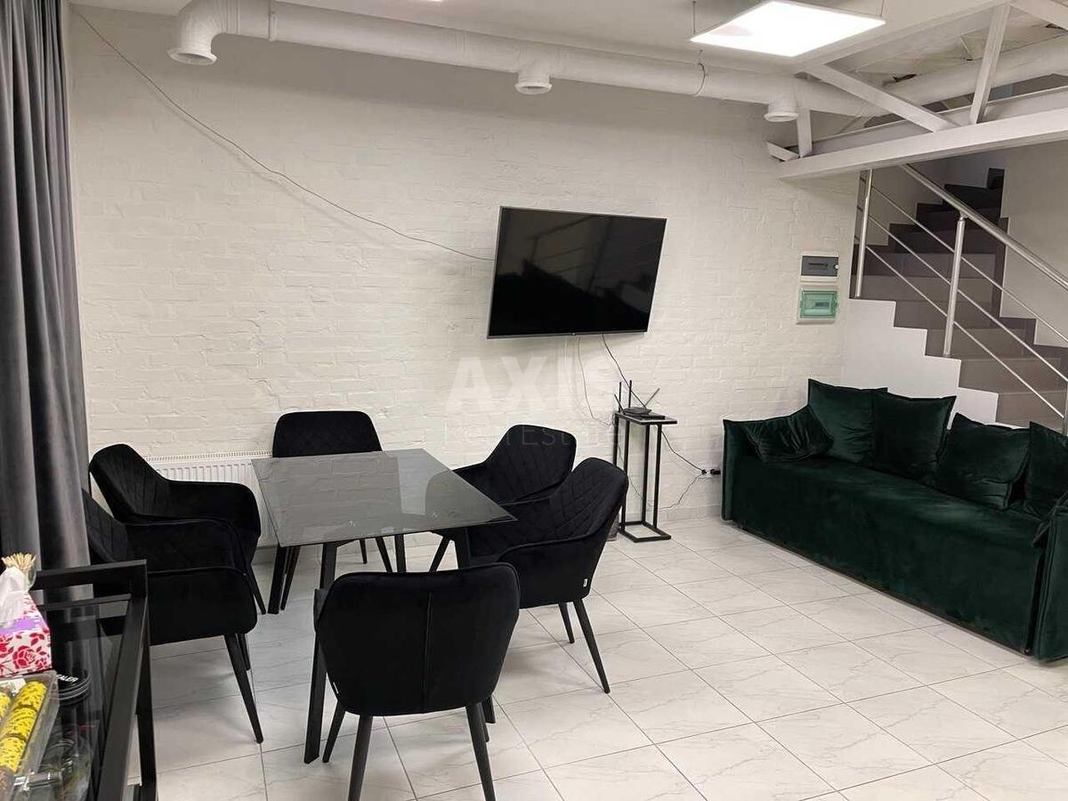 Office vul. Lyps'ka 9Б, 103m29