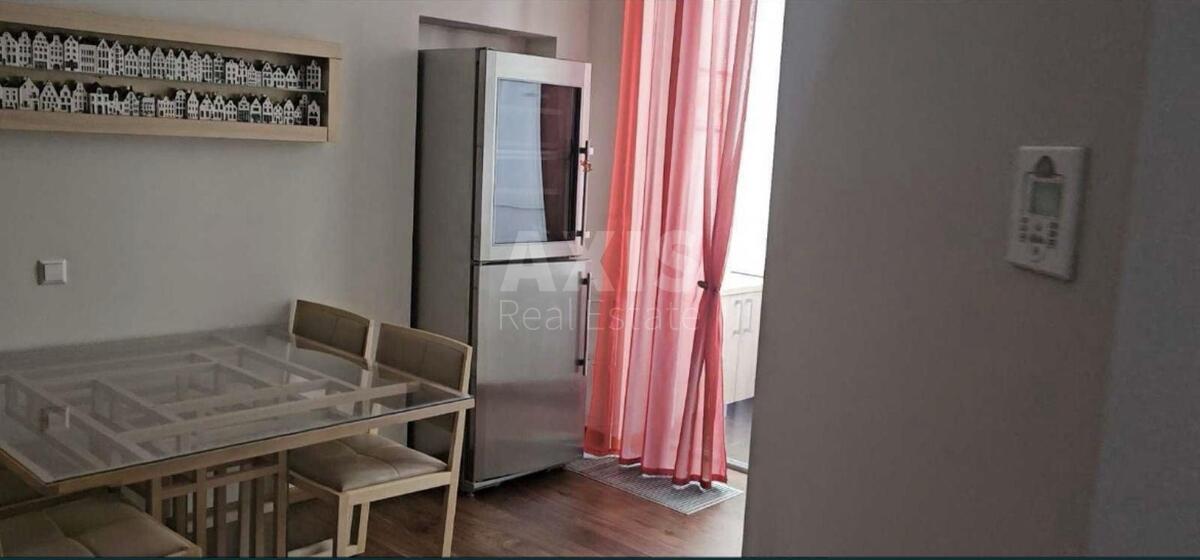 4k apartment vul. Panasa Myrnogo 173