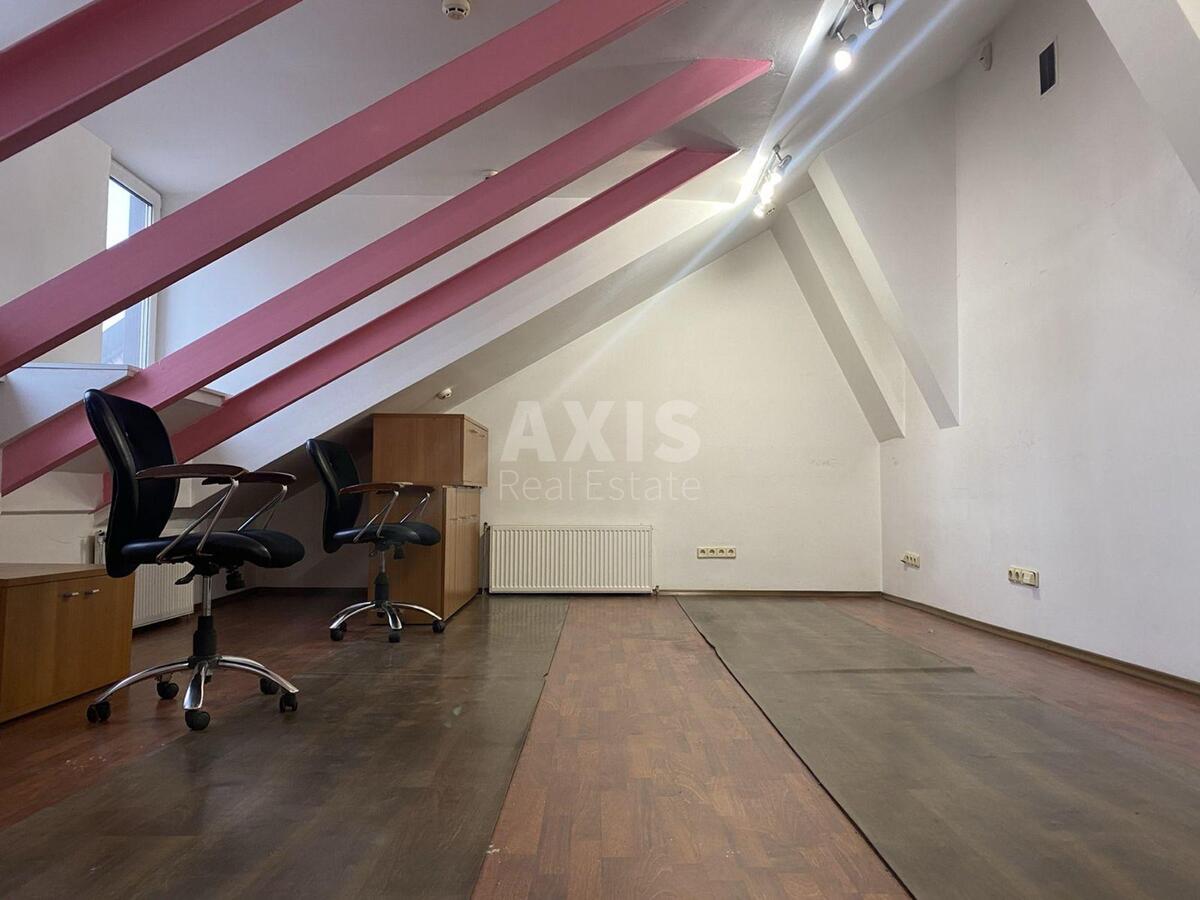 Office vul. Pavlivs'ka 17, 65m23