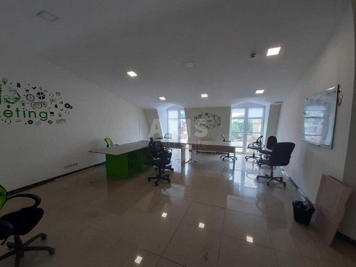 Office vul. Spas'ka 5, 327m2588895