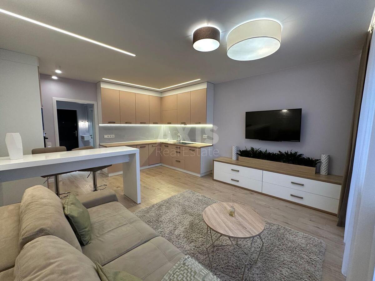 1k apartment vul. Oleny Pchilky 30
