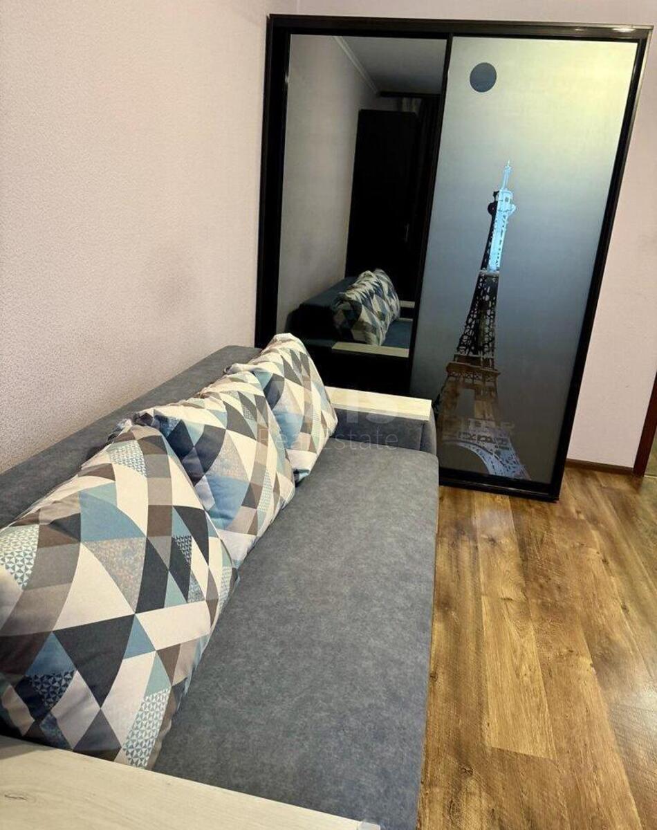 1k apartment vul. Voskresens'ka 14Д633882