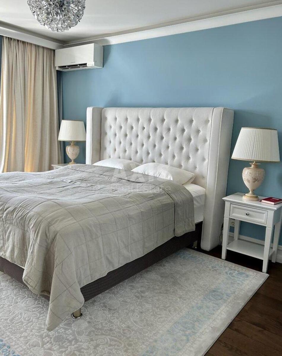 4k apartment vul. Bilorus'ka 36А4