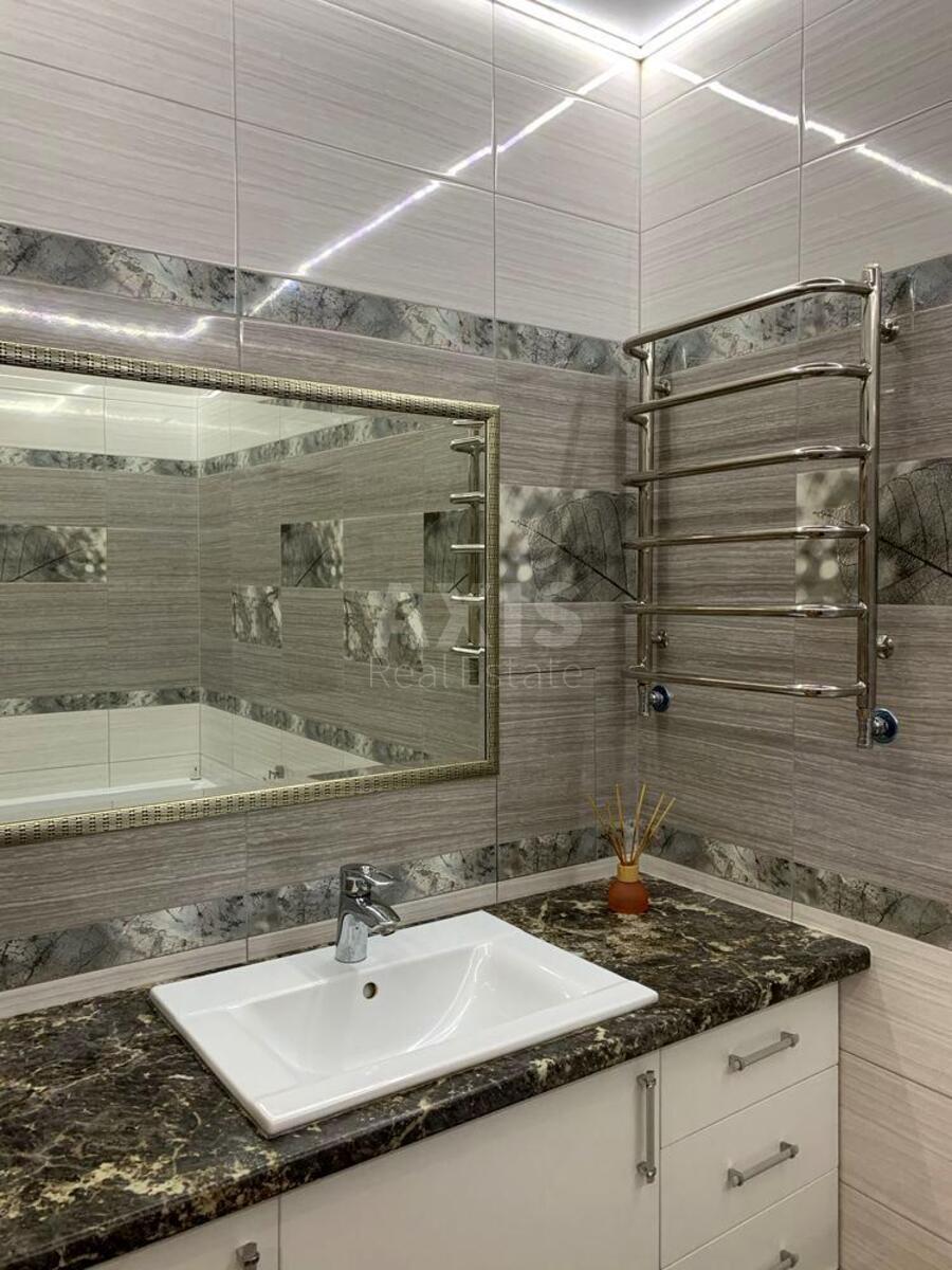 2k apartment vul. Yulia Zdanovska 50/26377513