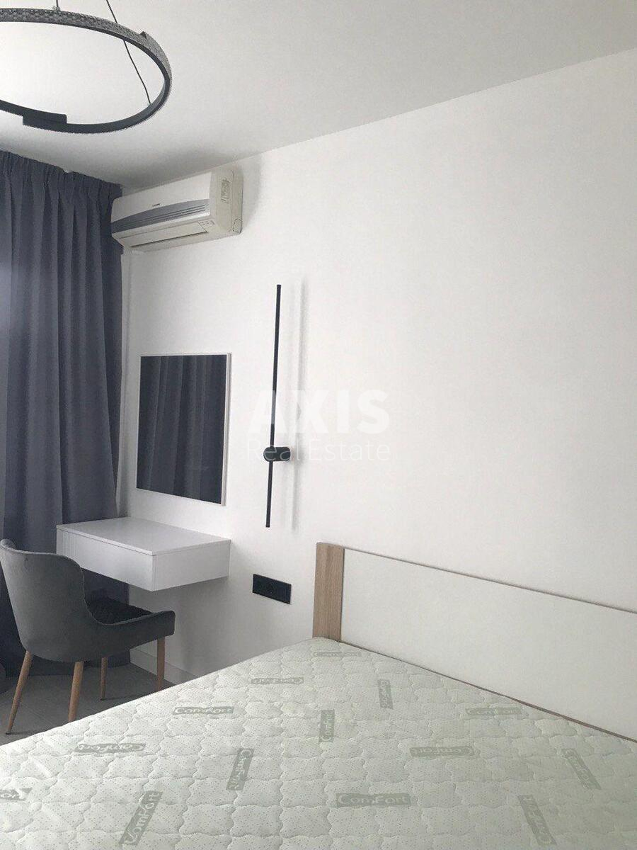 2k apartment vul. Mel'nykova 71593641