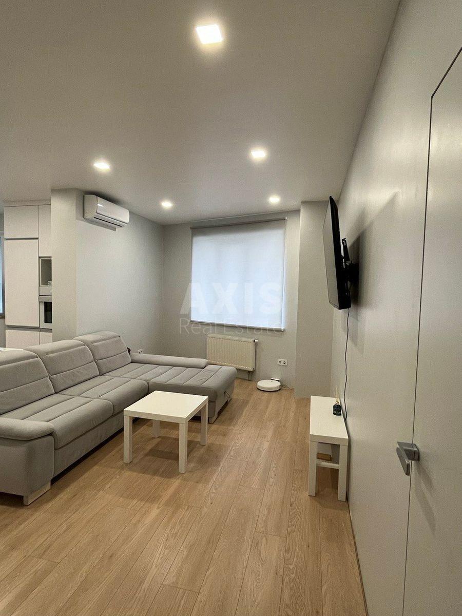 3k apartment vul. Chornyh Zaporozhciv 265