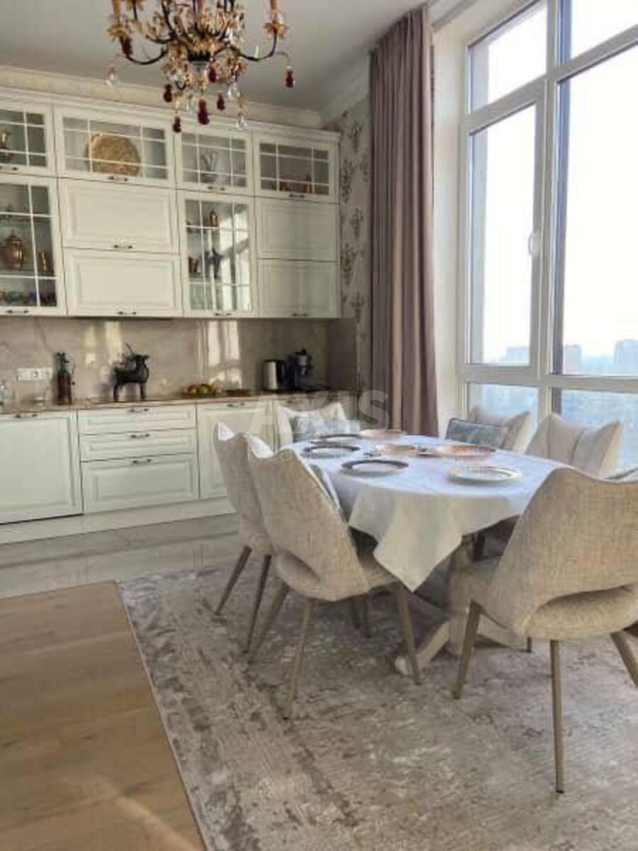 2k apartment vul. Radchenka Petra 27