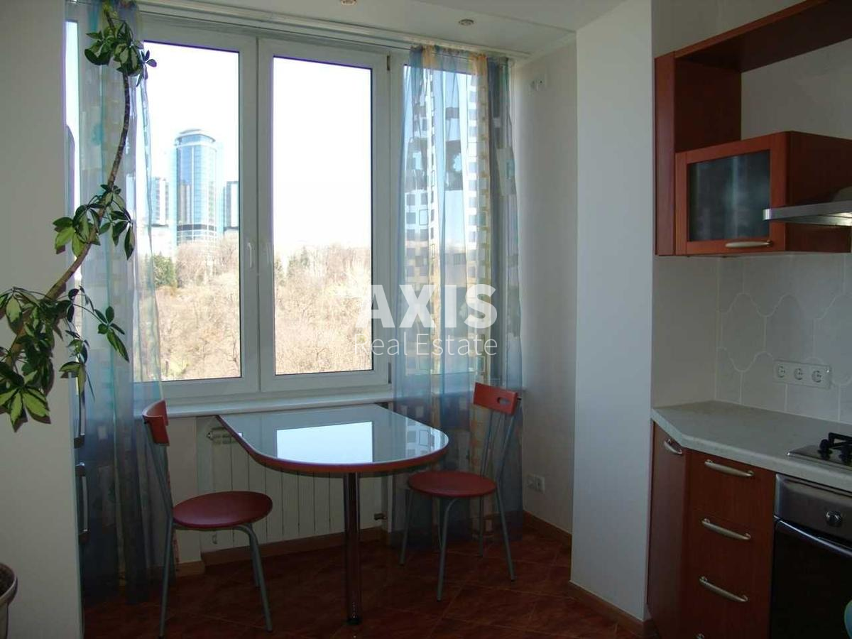 2k apartment vul. Tolstogo L'va 337