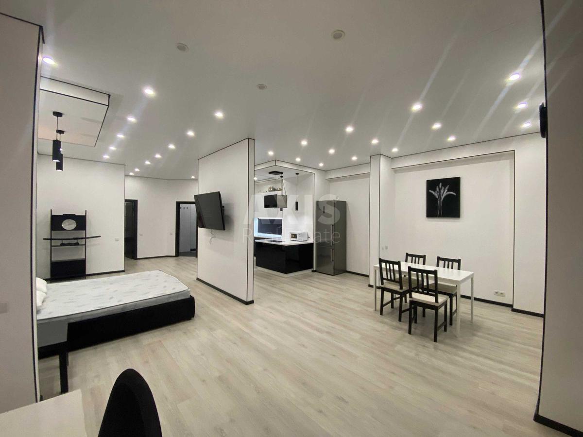 1k apartment vul. Nagirna 18/161