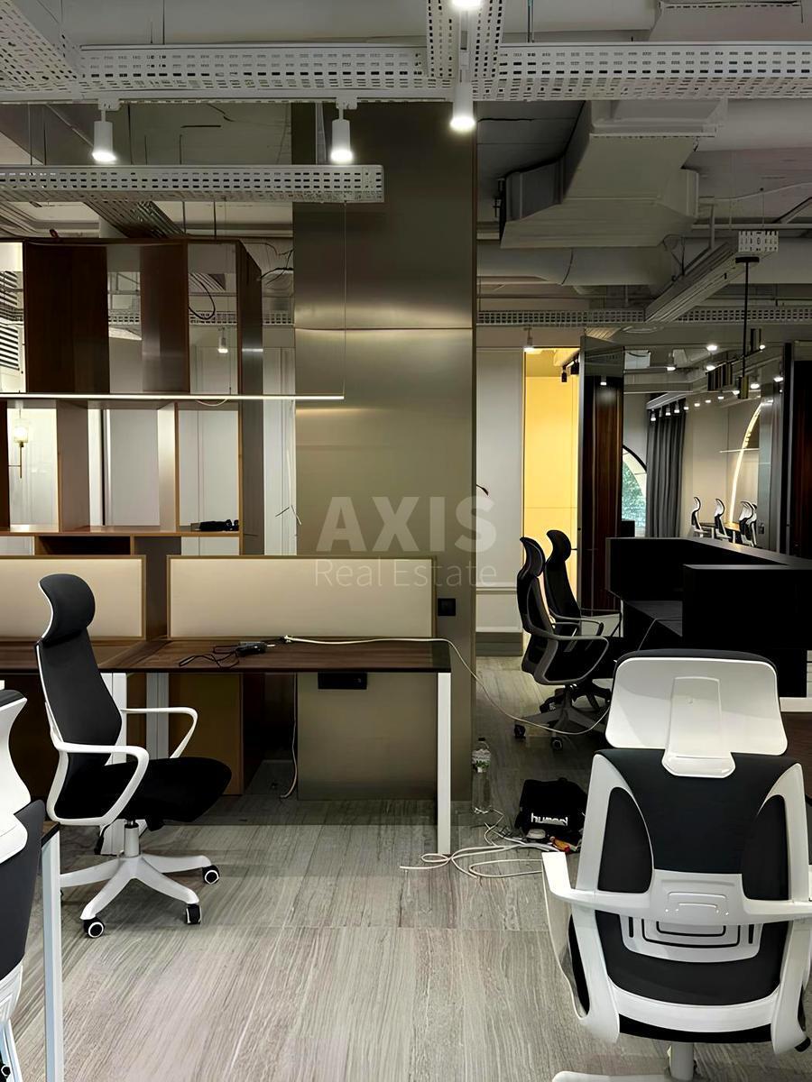 Office vul. Bul'varno-Kudrjavs'ka 17, 208m2614552