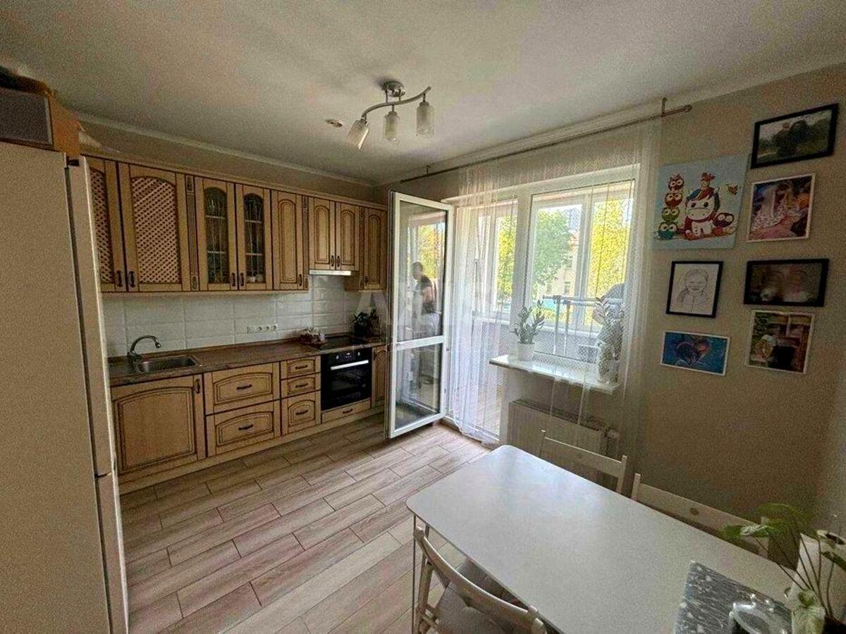 2k apartment vul. Jurija Pashalina 17614730